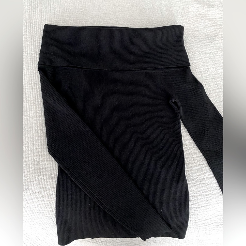 Aritzia Black Wool Off the Shoulder Sweater | Size Small